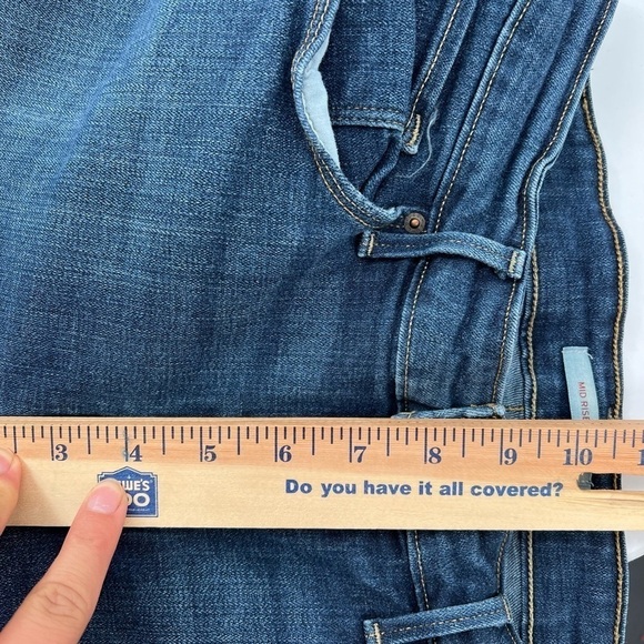 Levi Strauss Mid Rise Skinny Jeans Ladies Size 30 - Picture 7 of 7